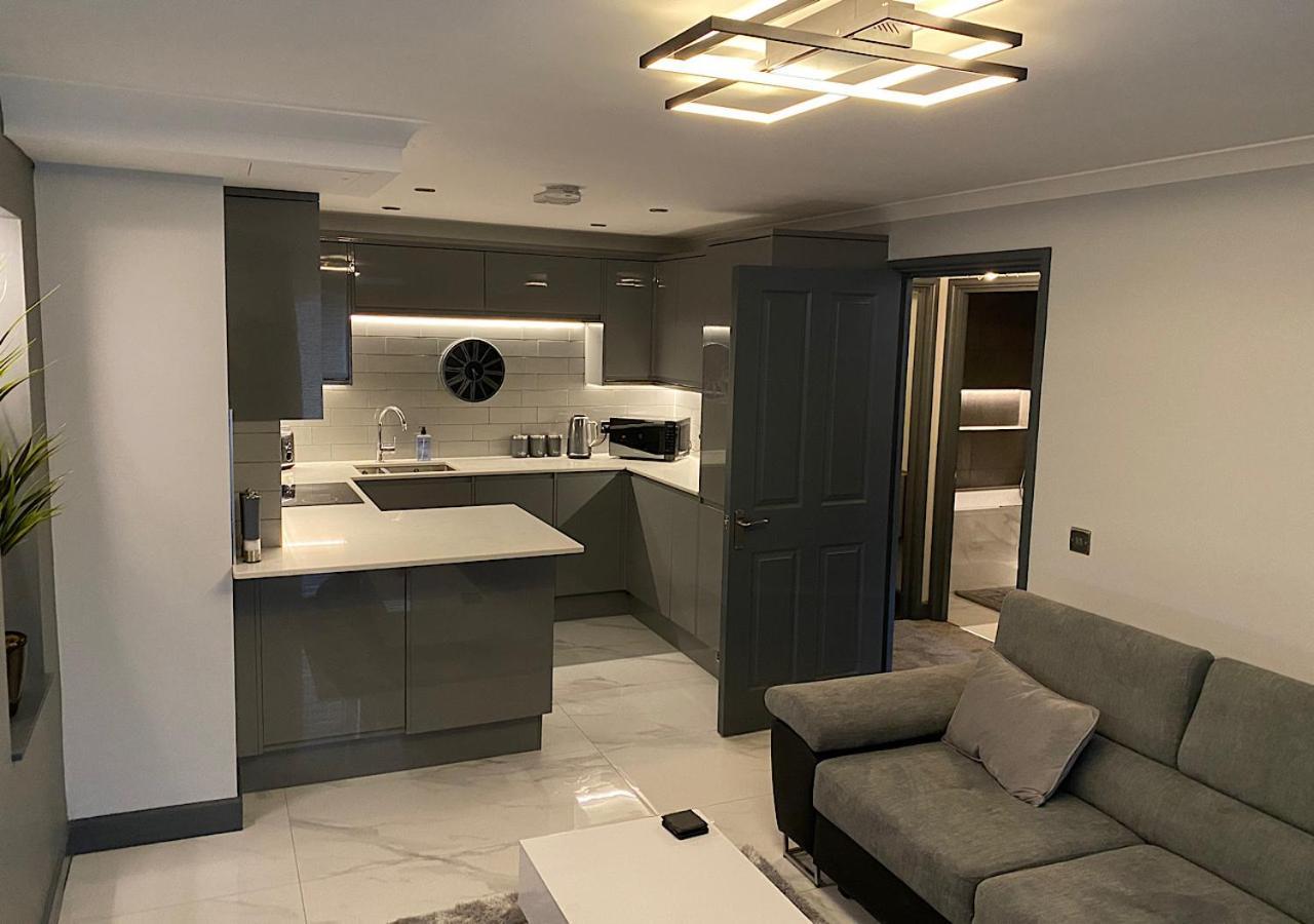 Beautiful Modern Cosy Central Apartment / Sleeps 4 Ридинг Экстерьер фото